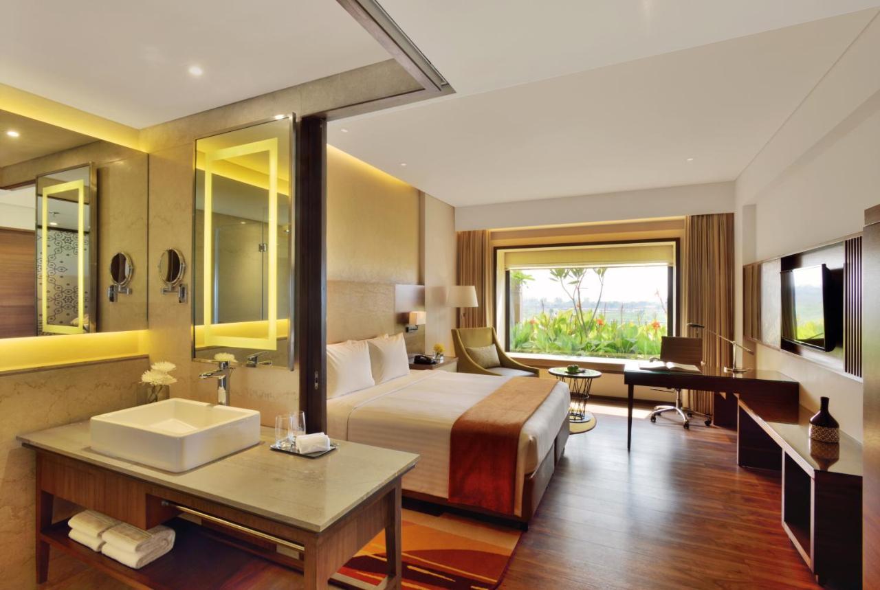 Courtyard By Marriott Raipur Hotel Eksteriør billede