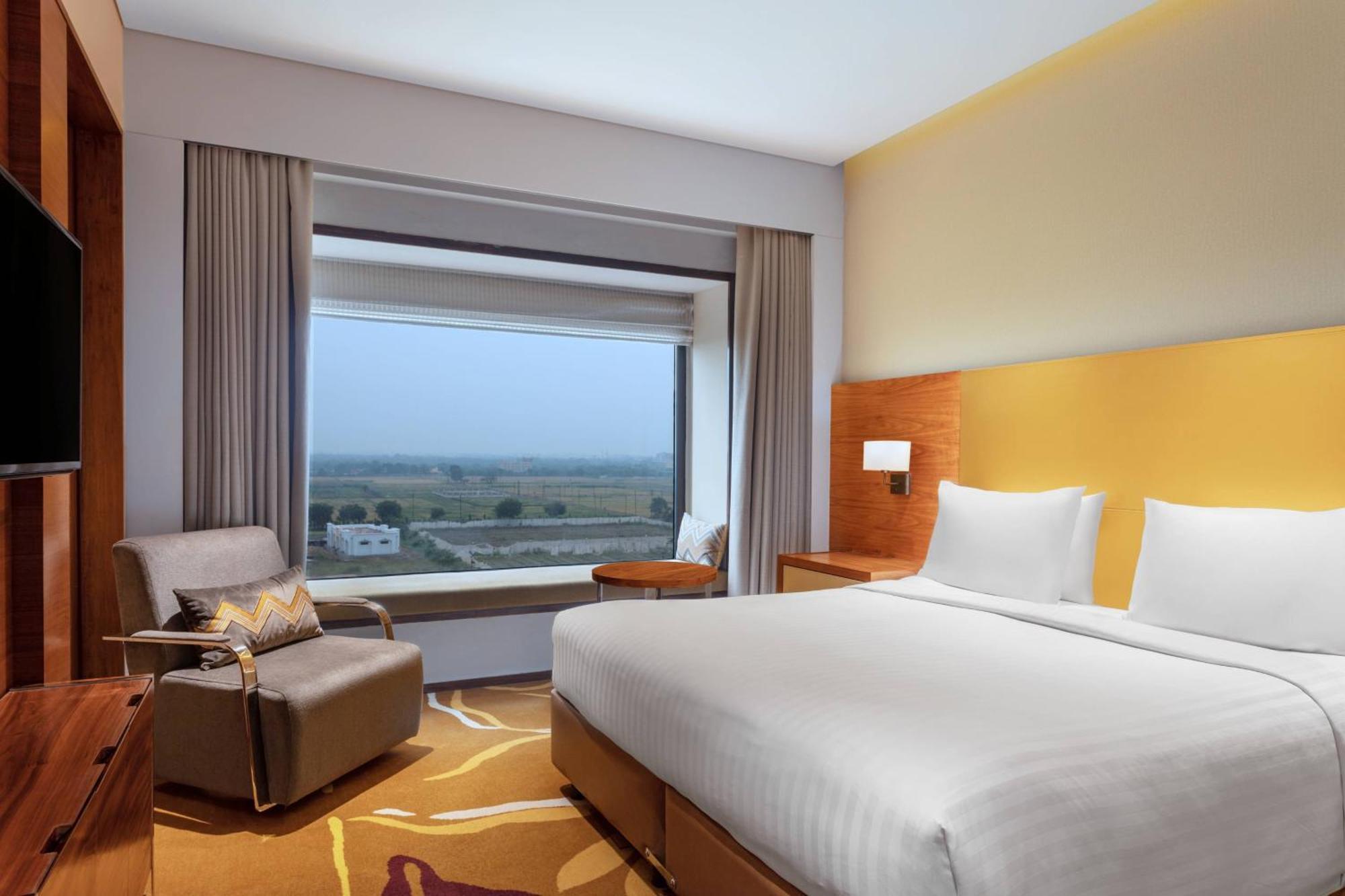 Courtyard By Marriott Raipur Hotel Eksteriør billede