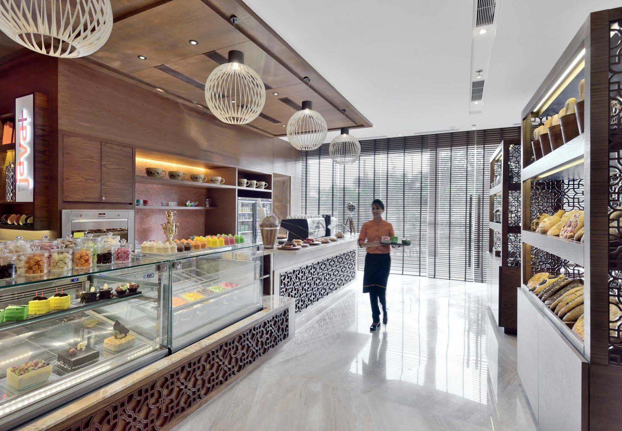 Courtyard By Marriott Raipur Hotel Eksteriør billede
